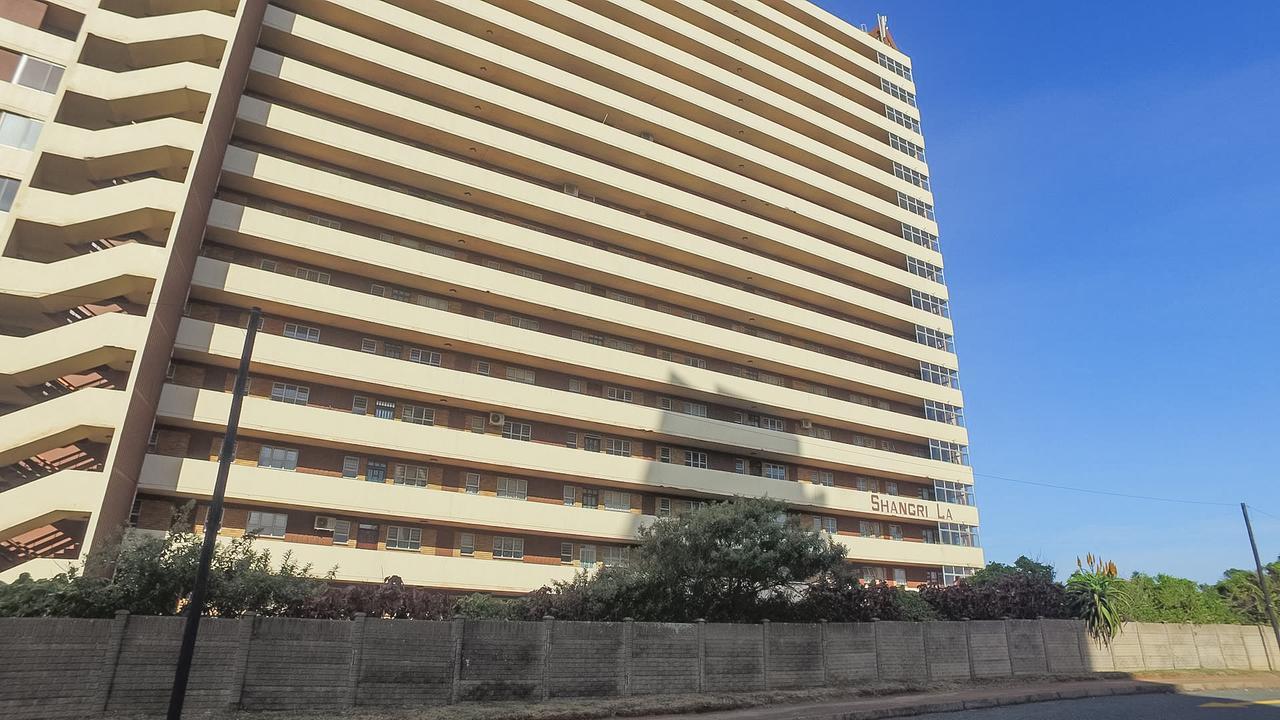 Shangri-La Beach Front Holiday Apartments Amanzimtoti Exterior foto